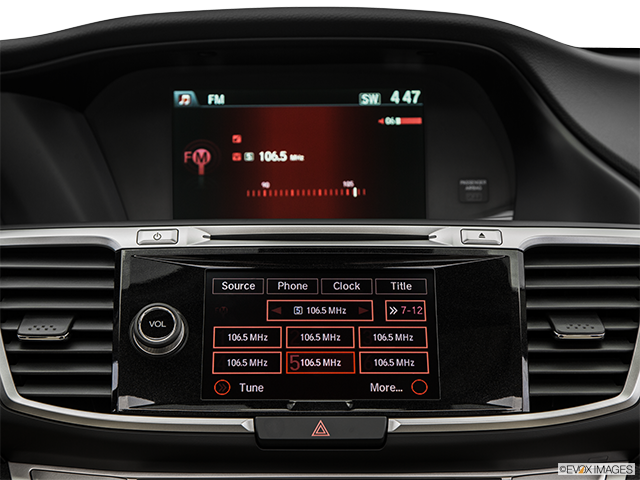2015 Honda Accord Coupe | Closeup of radio head unit