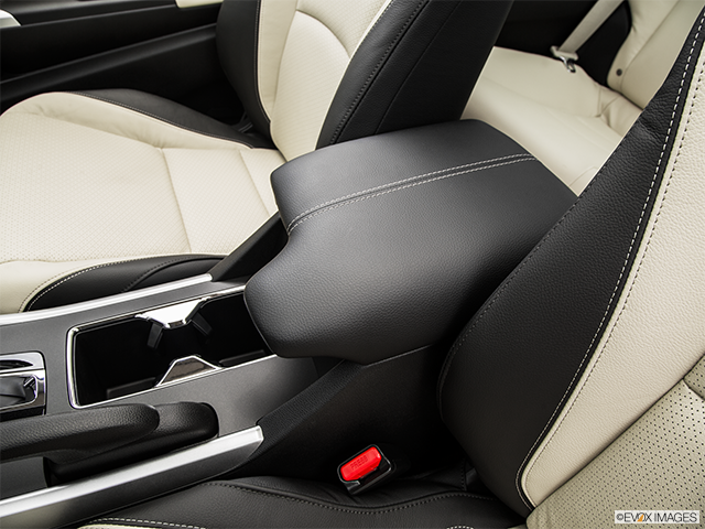 2015 Honda Accord Coupe | Front center console with closed lid, from driver’s side looking down