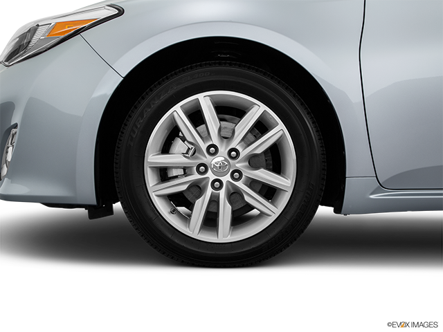 2015 Toyota Avalon | Front Drivers side wheel at profile