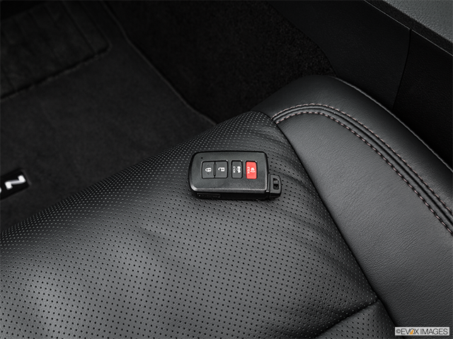 2015 Toyota Avalon | Key fob on driver’s seat