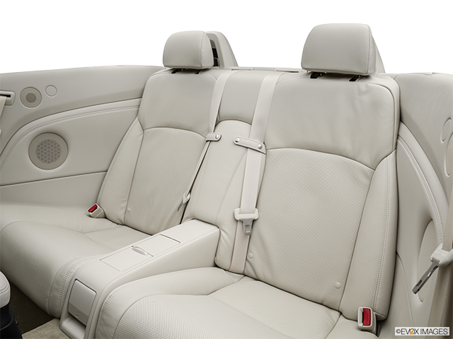 2015 Lexus IS 350C | Rear seats from Drivers Side