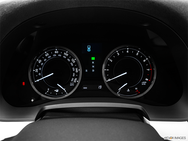 2015 Lexus IS 350C | Speedometer/tachometer