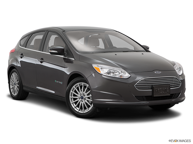 2015 Ford Focus | Front passenger 3/4 w/ wheels turned