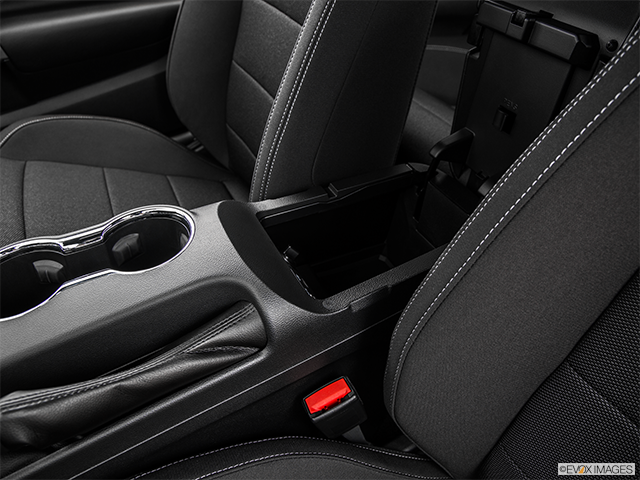 2015 Ford Mustang | Front center divider
