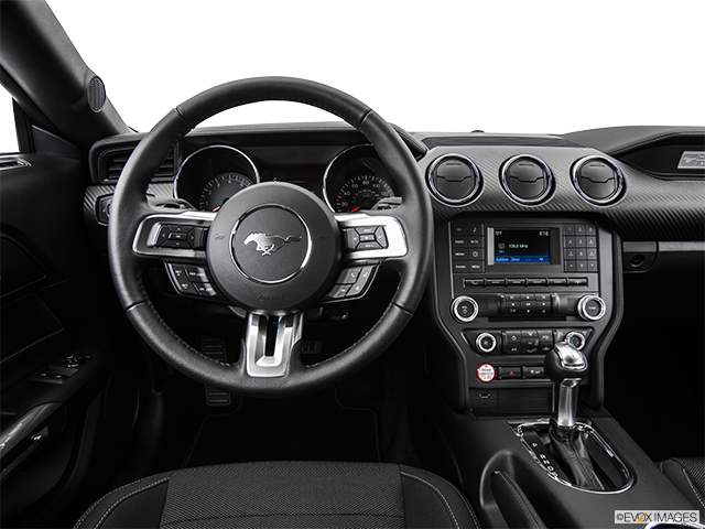 2015 Ford Mustang | Steering wheel/Center Console