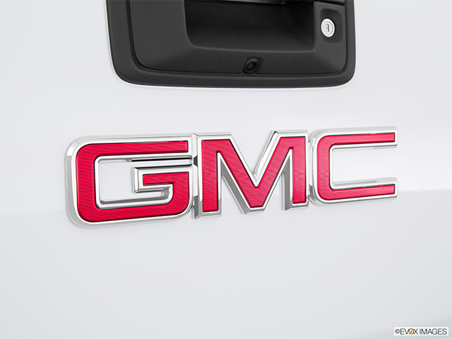 2015 GMC Canyon | Rear manufacturer badge/emblem