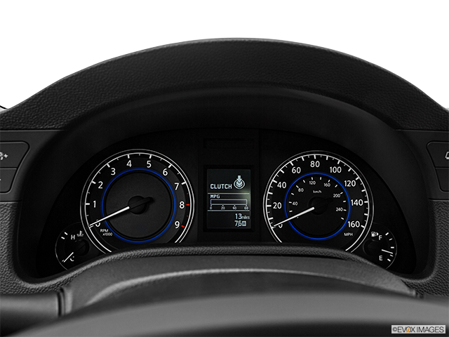 2015 Infiniti Q60 Coupe | Speedometer/tachometer