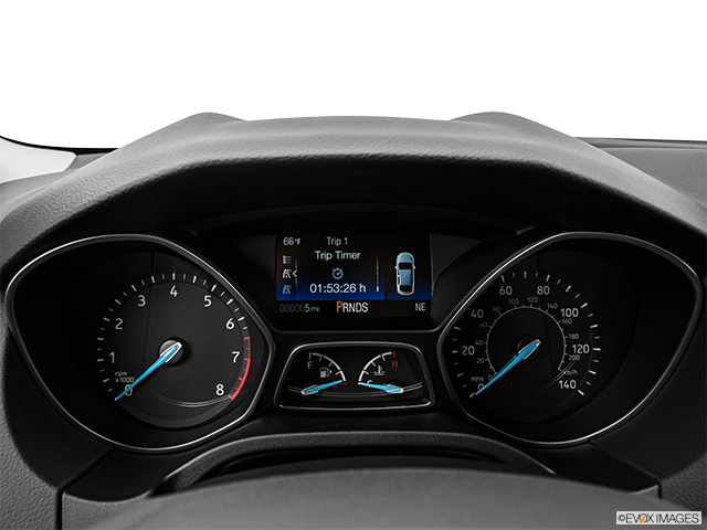 2015 Ford Focus | Speedometer/tachometer