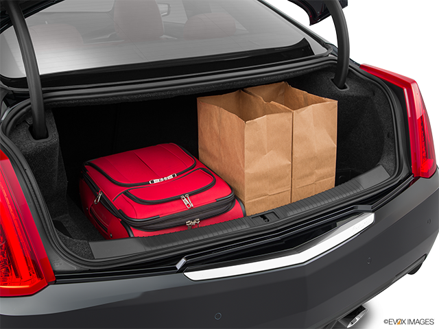 2015 Cadillac ATS Coupe | Trunk props
