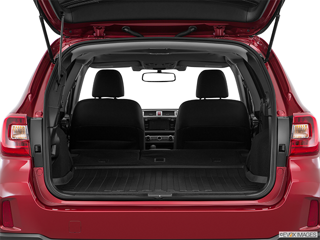 2016 Subaru Outback | Hatchback & SUV rear angle