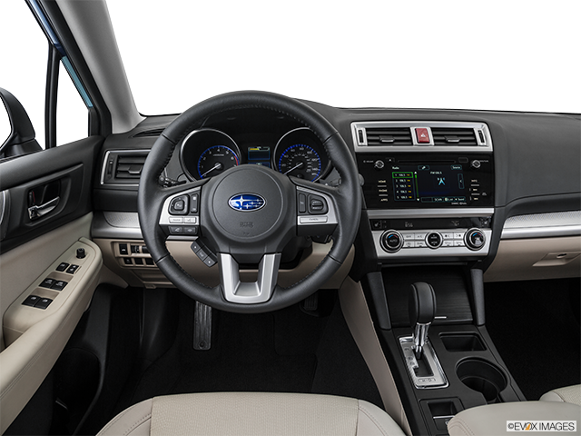 2016 Subaru Legacy | Steering wheel/Center Console