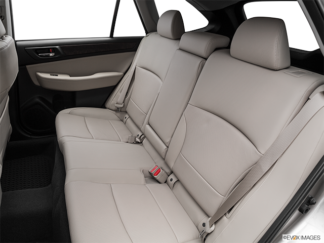 2016 Subaru Outback | Rear seats from Drivers Side