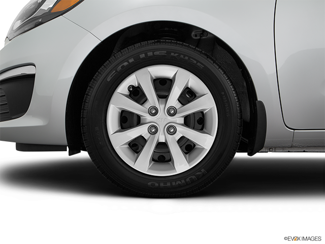 2016 Kia Rio | Front Drivers side wheel at profile