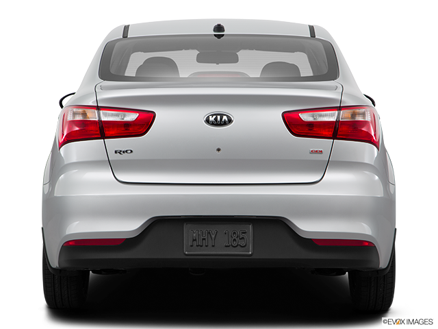 2016 Kia Rio | Low/wide rear