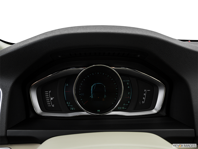 2016 Volvo S60 | Speedometer/tachometer