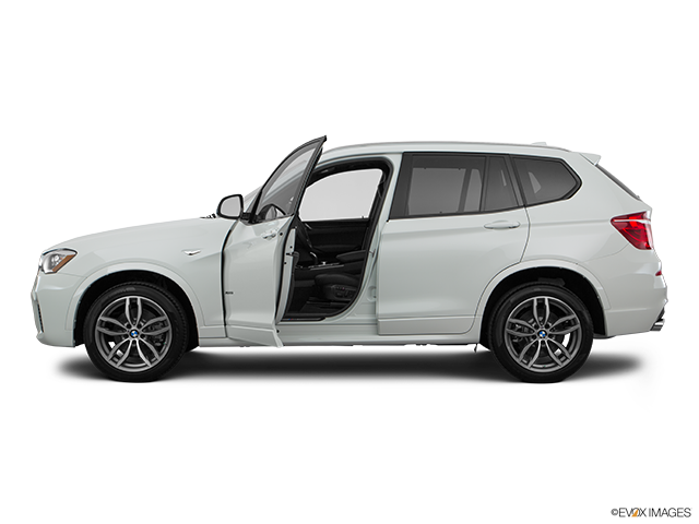 2016 BMW X3 | Driver's side profile with drivers side door open