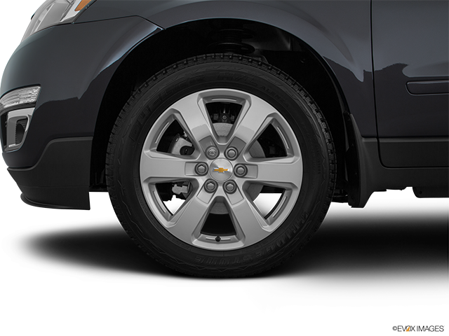 2016 Chevrolet Traverse | Front Drivers side wheel at profile