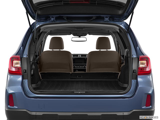 2016 Subaru Outback | Hatchback & SUV rear angle