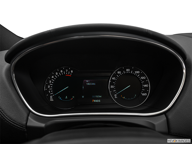 2016 Lincoln MKX | Speedometer/tachometer