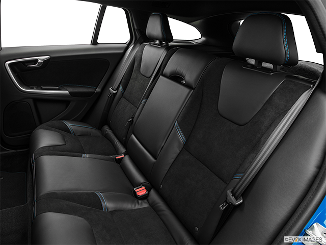2016 Volvo V60 | Rear seats from Drivers Side