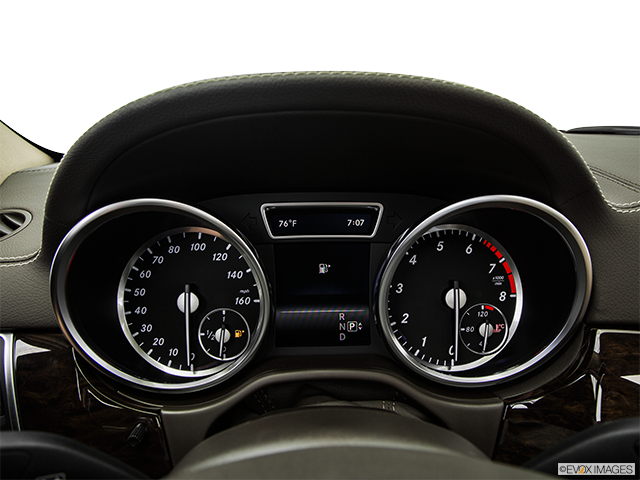 2016 Mercedes-Benz GL-Class | Speedometer/tachometer