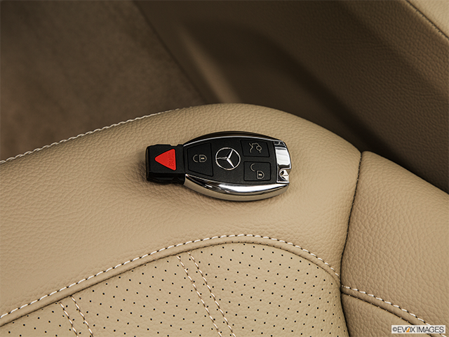 2016 Mercedes-Benz GL-Class | Key fob on driver’s seat