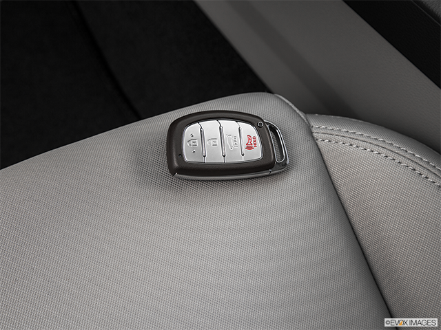 2016 Hyundai Sonata Hybrid: Reviews, Price, Specs, Photos and Trims ...