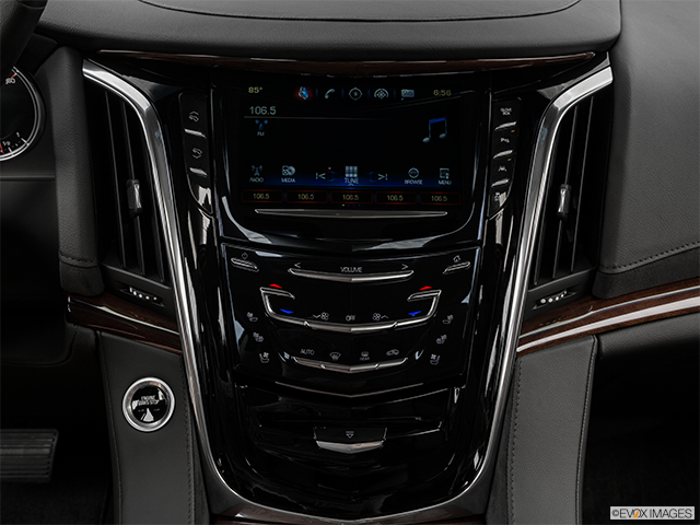 2016 Cadillac Escalade | Closeup of radio head unit