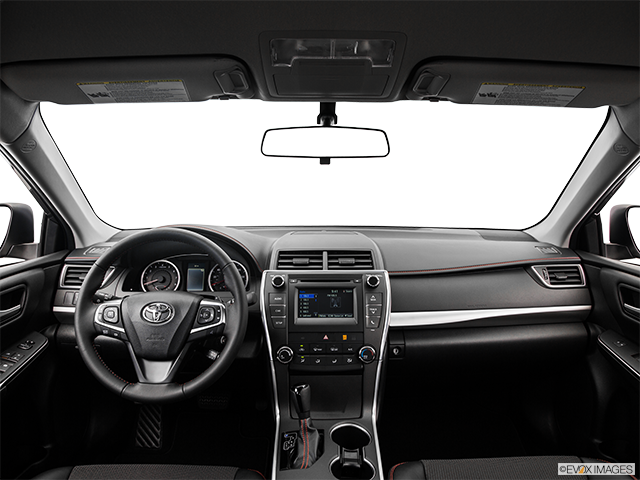 2016 Toyota Camry | Centered wide dash shot