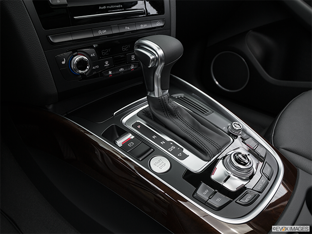 2016 Audi Q5 | Gear shifter/center console