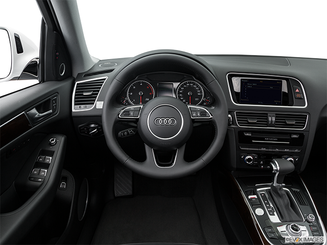 2016 Audi Q5 | Steering wheel/Center Console