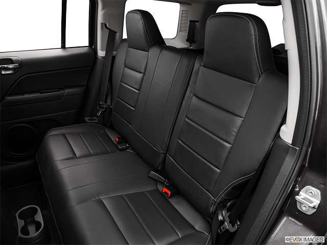 2016 Jeep Patriot | Rear seats from Drivers Side
