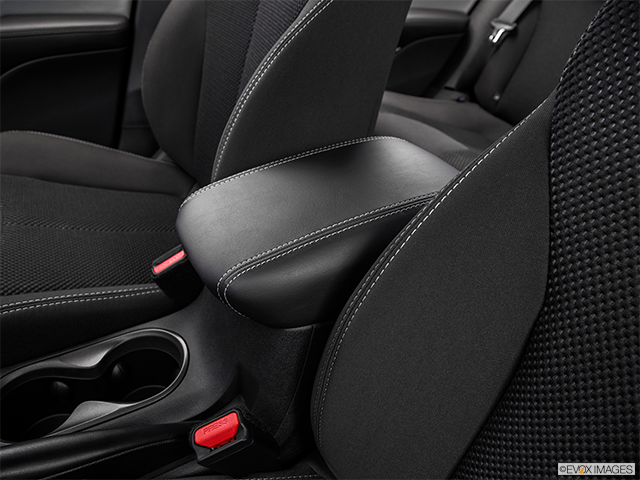 2016 Dodge Dart | Front center console with closed lid, from driver’s side looking down