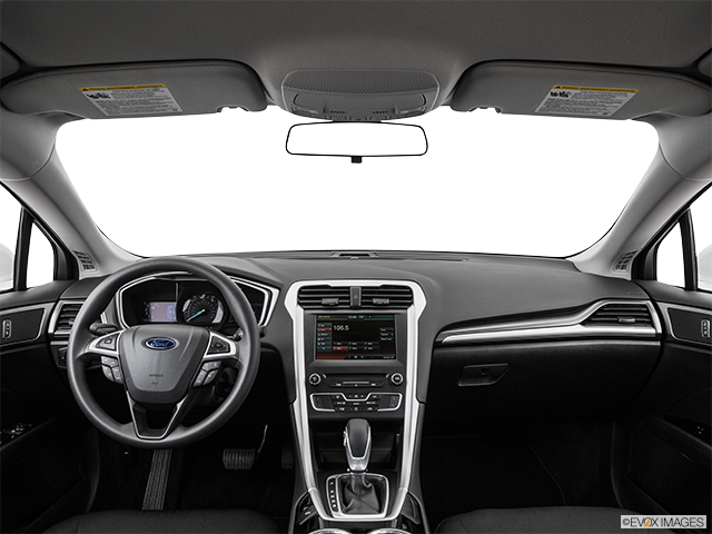 2016 Ford Fusion | Centered wide dash shot