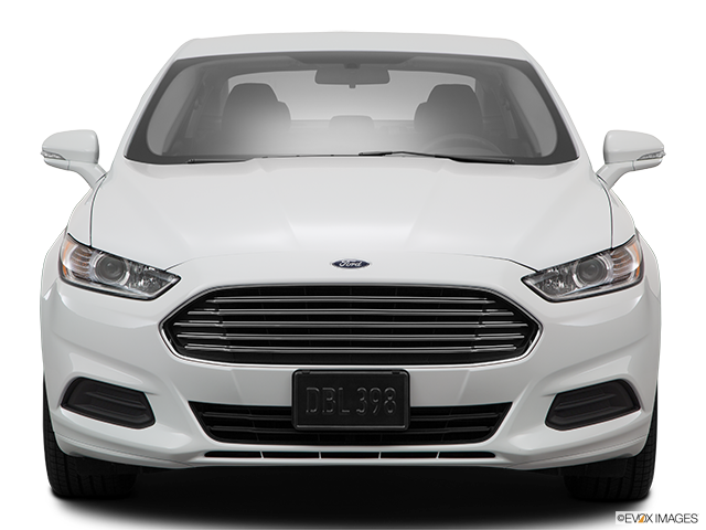 2016 Ford Fusion | Low/wide front