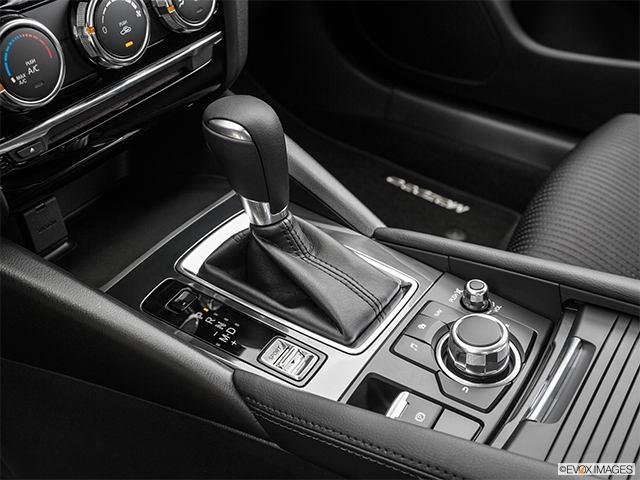 2016 Mazda MAZDA6 | Gear shifter/center console