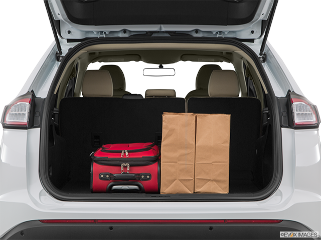 2015 Ford Edge | Trunk props