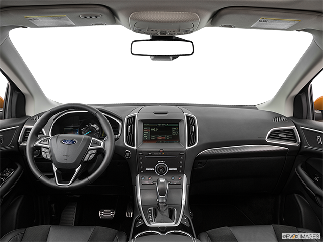 2015 Ford Edge | Centered wide dash shot