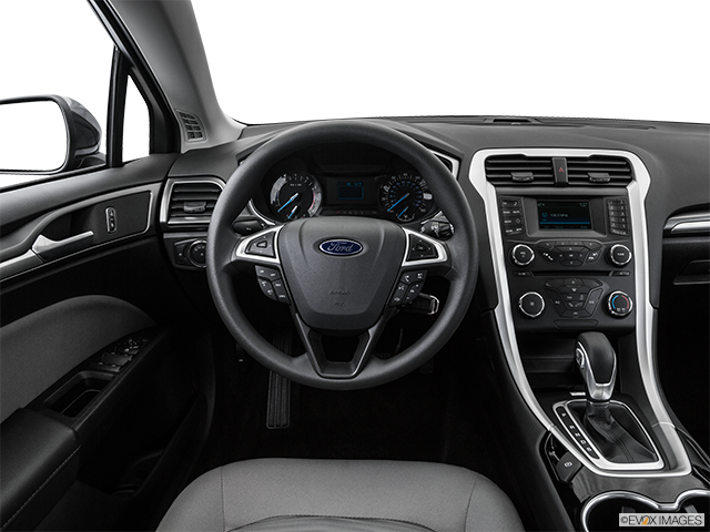2016 Ford Fusion | Steering wheel/Center Console