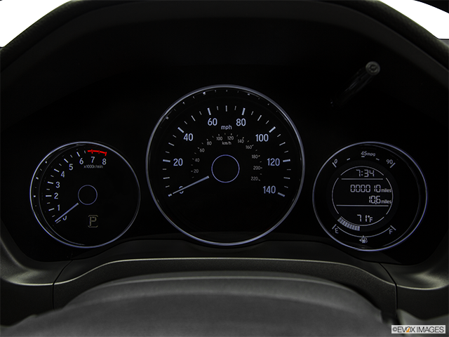 2016 Honda HR-V | Speedometer/tachometer