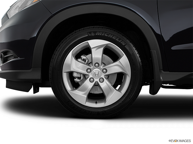 2016 Honda HR-V | Front Drivers side wheel at profile