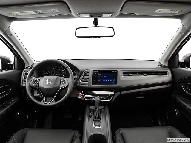 2016 Honda HR-V | Centered wide dash shot