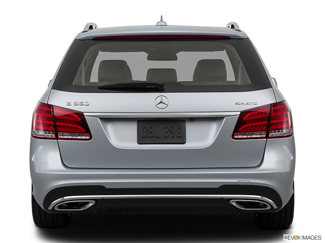 2016 Mercedes-Benz E-Class | Low/wide rear