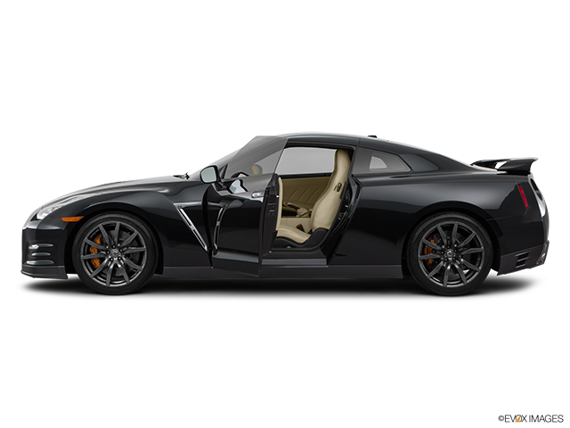 2015 Nissan GT-R | Driver's side profile with drivers side door open