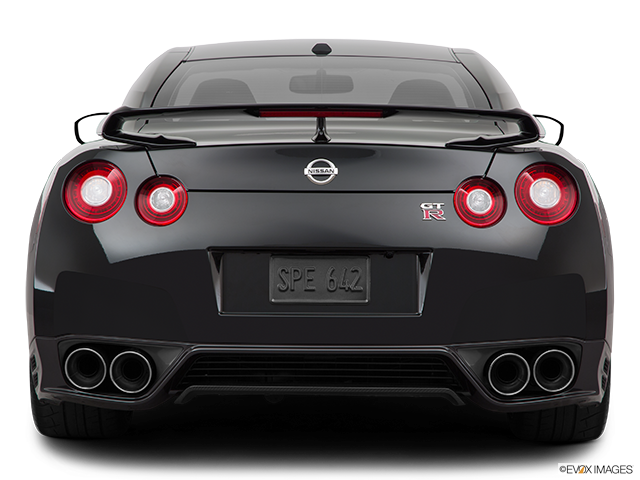 2015 Nissan GT-R | Low/wide rear