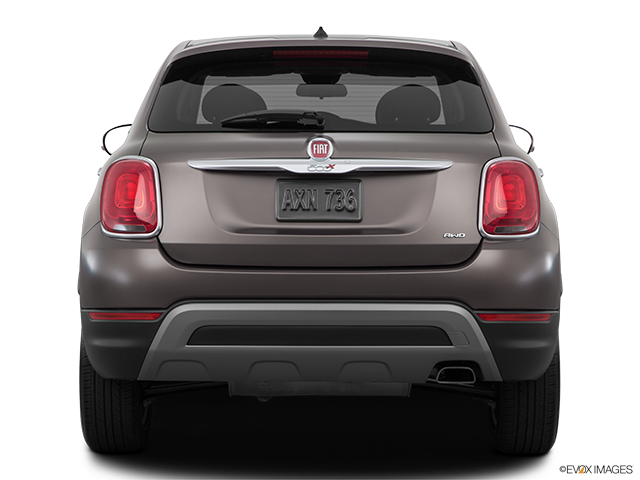 2016 Fiat 500X | Low/wide rear