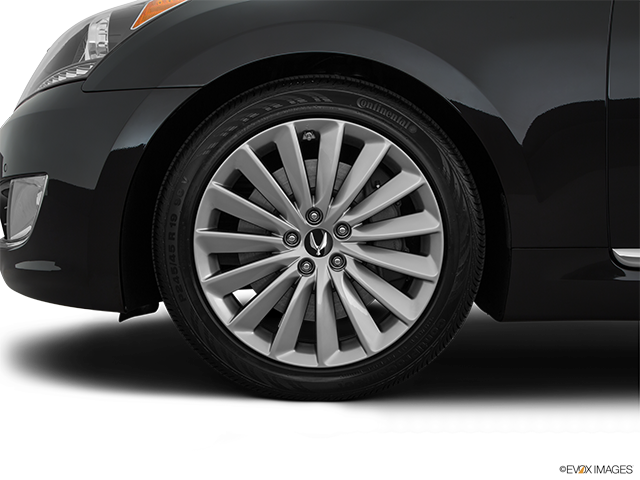 2016 Hyundai Equus | Front Drivers side wheel at profile