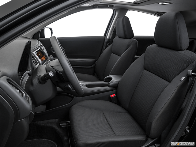 2016 Honda HR-V | Front seats from Drivers Side