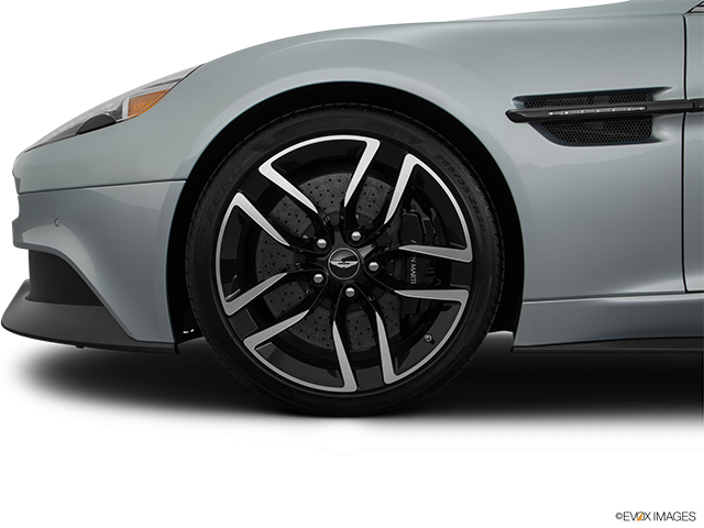 2016 Aston Martin Vanquish | Front Drivers side wheel at profile