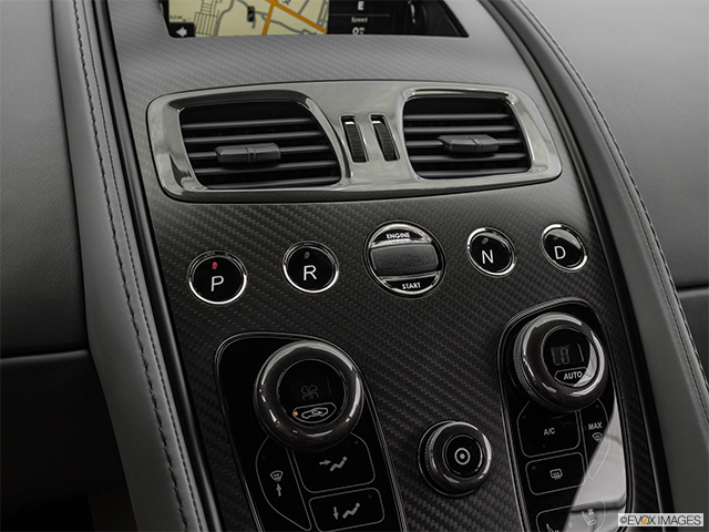 2016 Aston Martin Vanquish | Gear shifter/center console